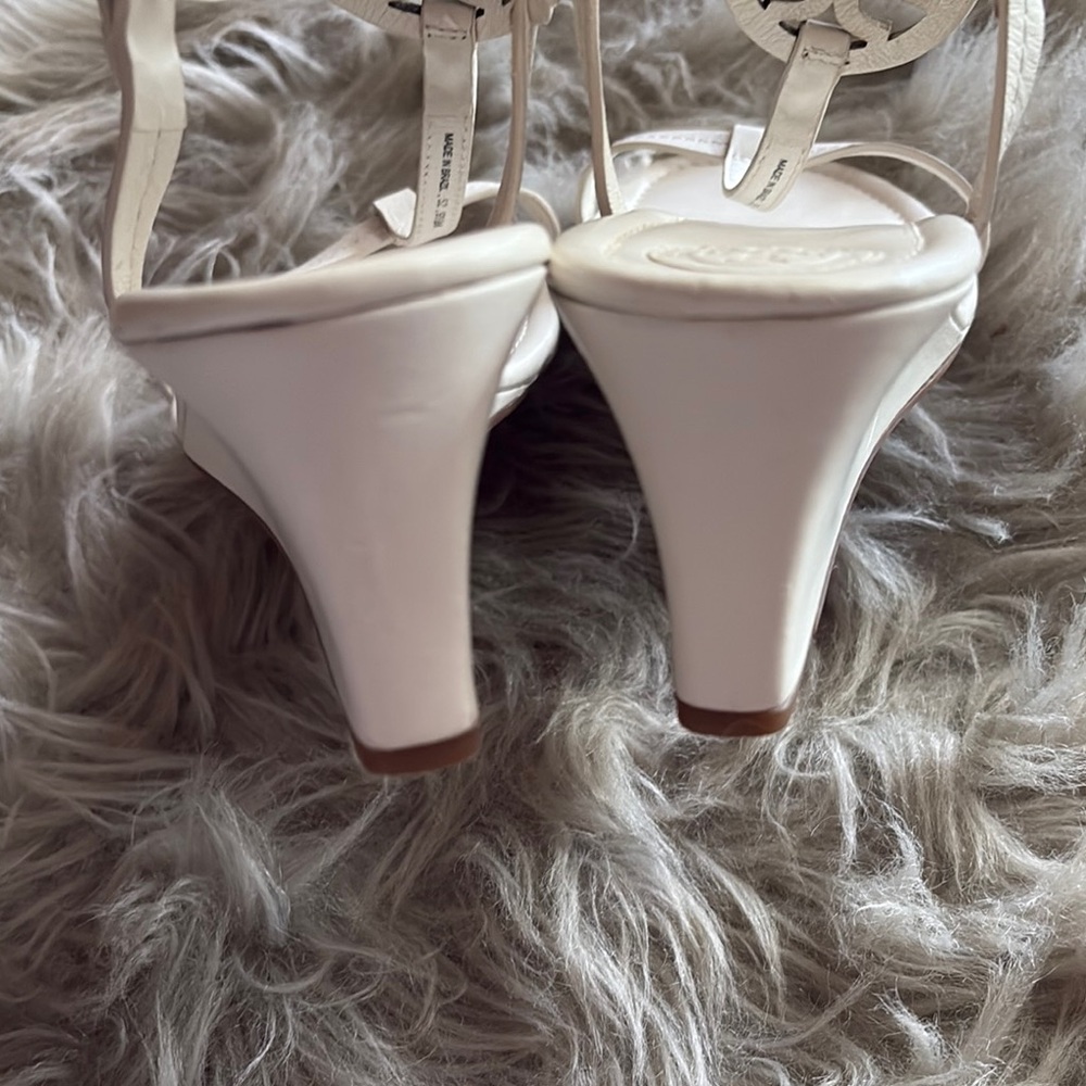 Bleach leather T-Strap Miller wedge Sandals - Picture 2 of 9